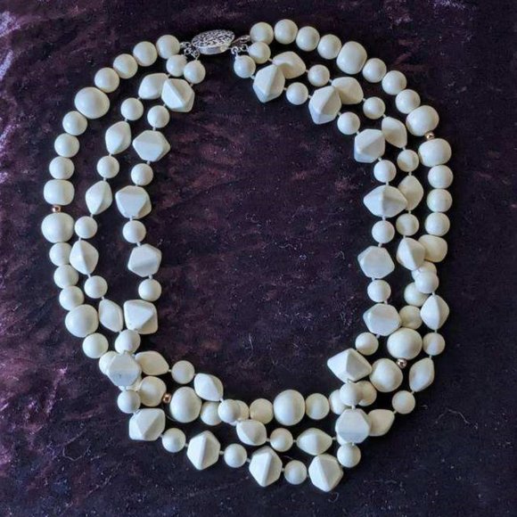 Perfect Summer Beads Exc Vintage Plastic 3-Strand Necklace Bracelet JUST FOR FUN - Picture 2 of 16